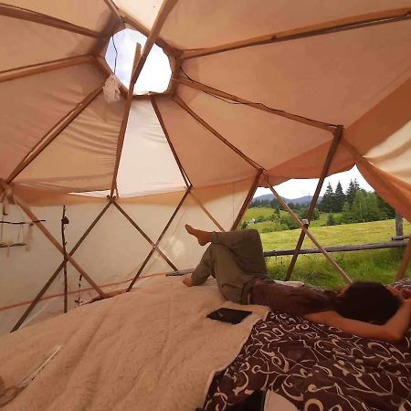 Eco Glamping - Carpathians. Retreat Hub Dzin Space Verkhovyna Dış mekan fotoğraf
