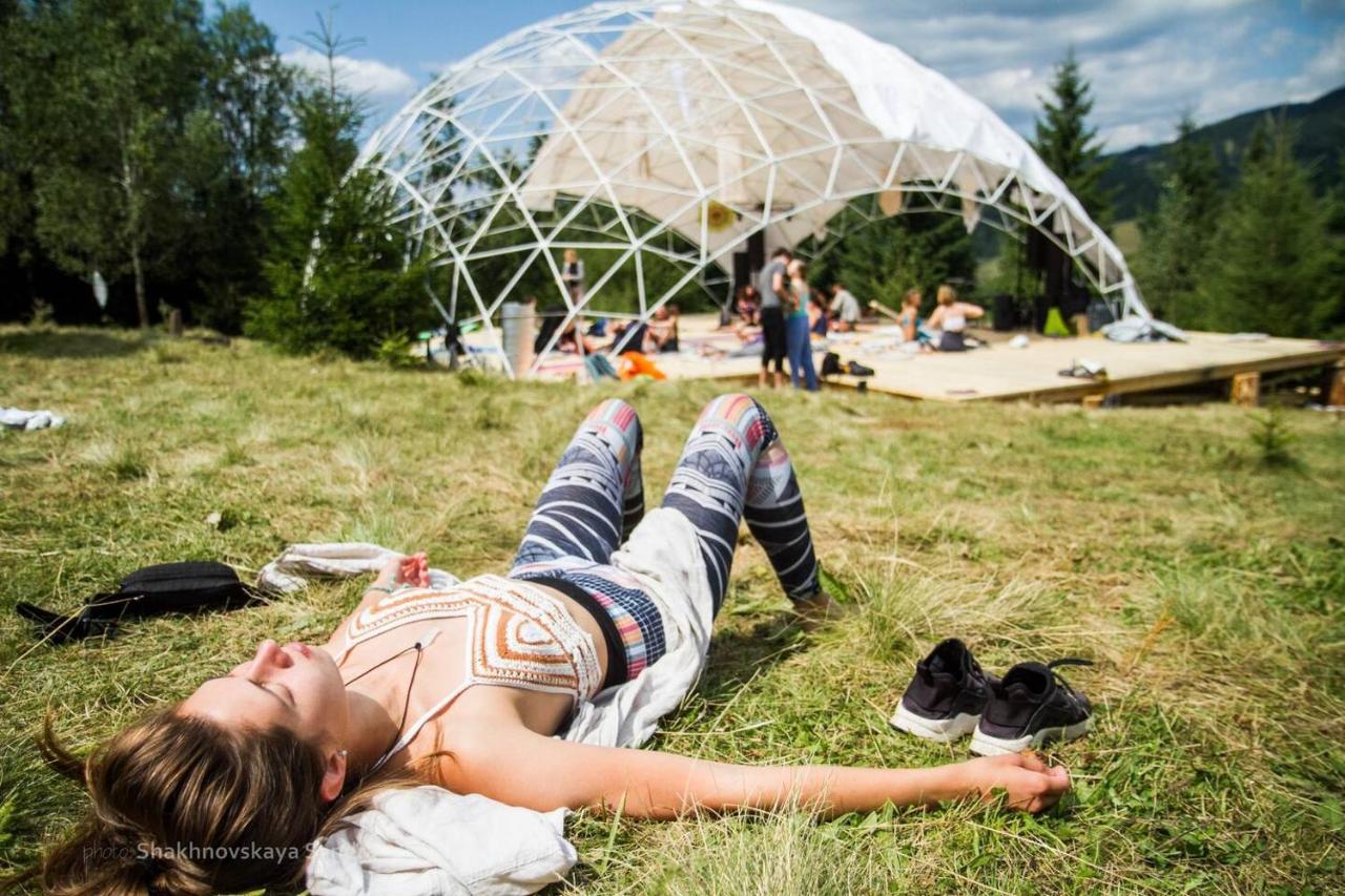 Eco Glamping - Carpathians. Retreat Hub Dzin Space Verkhovyna Dış mekan fotoğraf